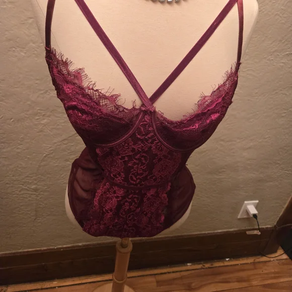 Burgundy Lace Strappy Bodysuit Lingerie Y2K Romantic Mesh Teddy (Size L) - Picture 10 of 10